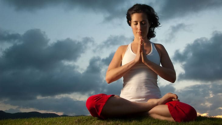 занятия йоги против стресса