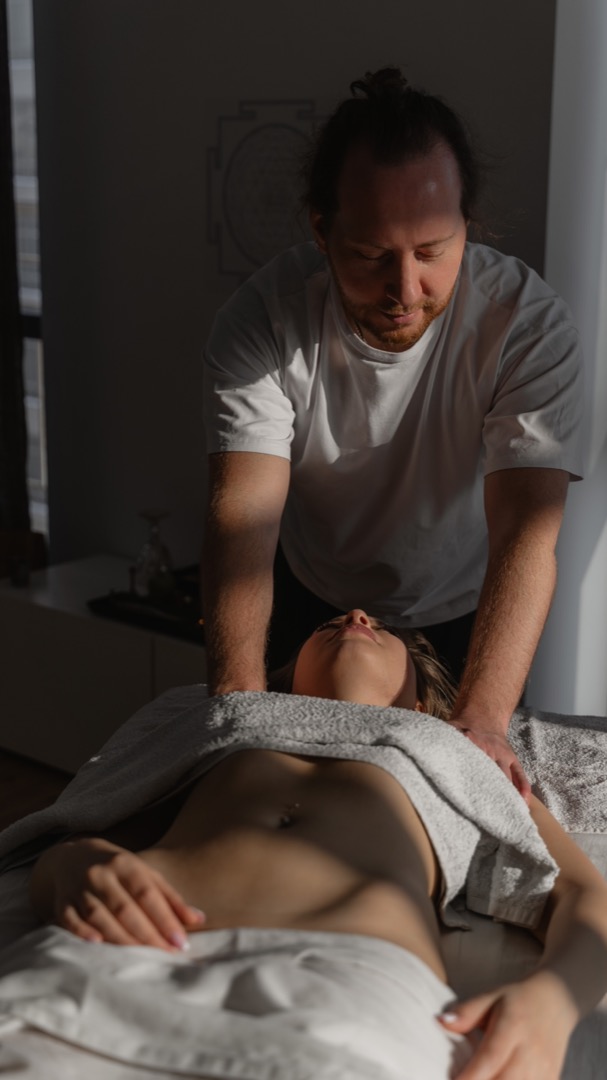 Юрий Йогаразума — мастер японский массажа лица Кобидо, Казань