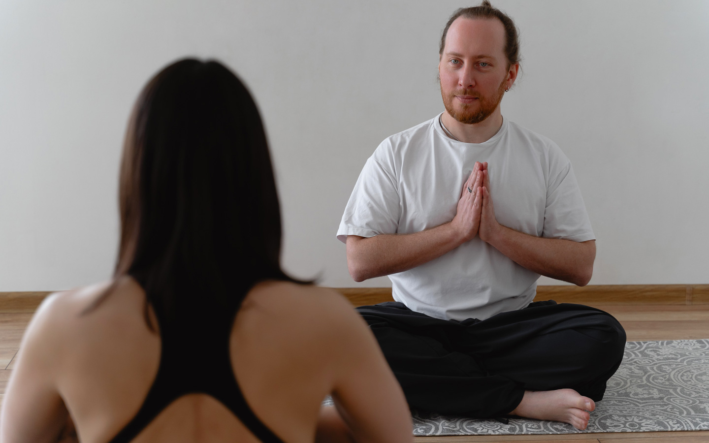 Юрий Йогаразума — преподаватель курса инструкторов йоги в Казани